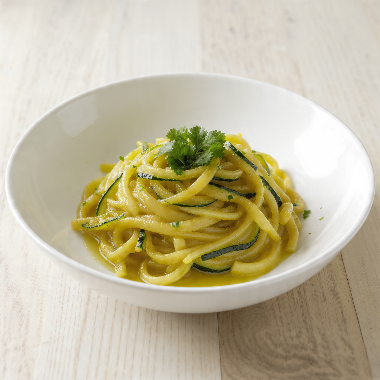 Lemon Garlic Shrimp Zoodles (Healthy Zucchini Noodle Recipe)